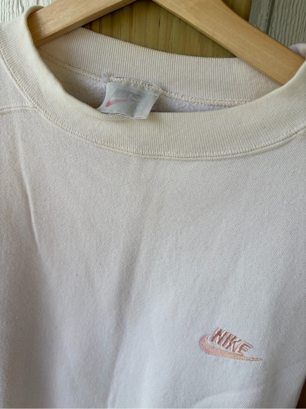 Nike Cream Sweatshirt with Pale Pink Swoosh - Picture 2 of 4